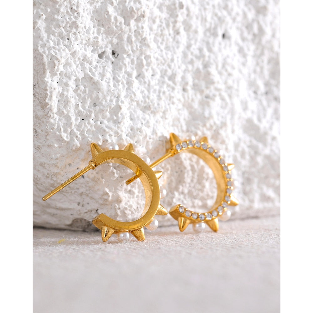 GOLD SPIKE HOOP EARRING