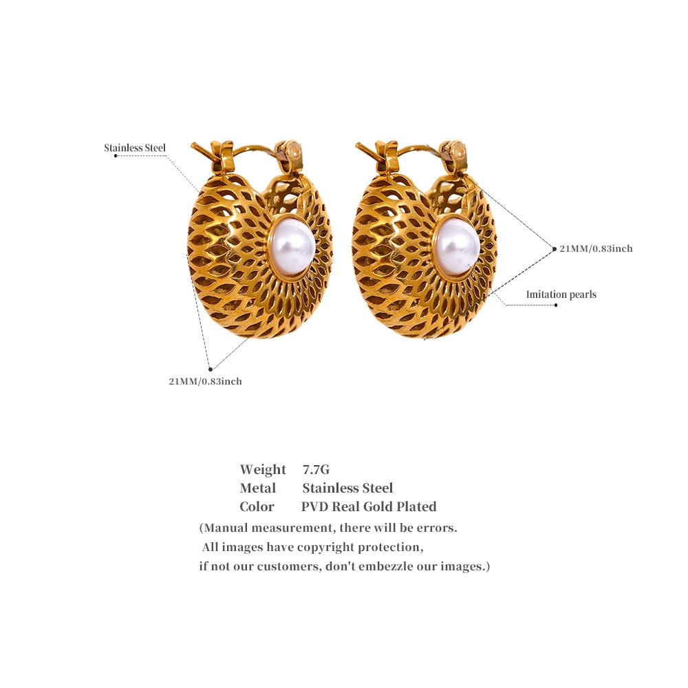 GOLDEN PEARL EARRING