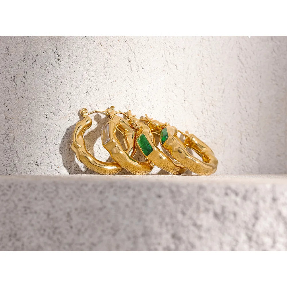 LULU HOOP EARRING