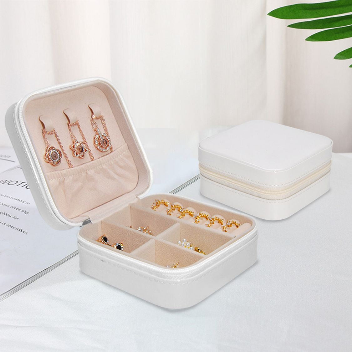 TRAVEL JEWELRY BOX