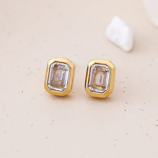 ZIRCONE STUD EARRING